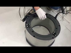 Anillo deslizante de eje hueco grande con un orificio de 300 mm.